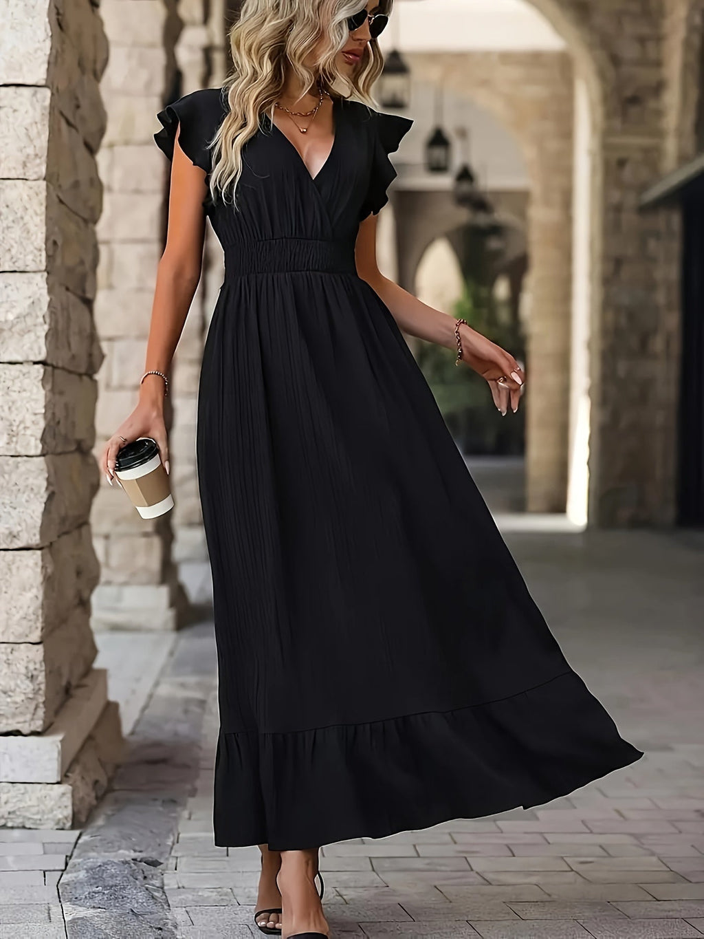 Shopnory | V-Ausschnitt Rüschenkleid mit Kurzen Ärmeln für Frauen