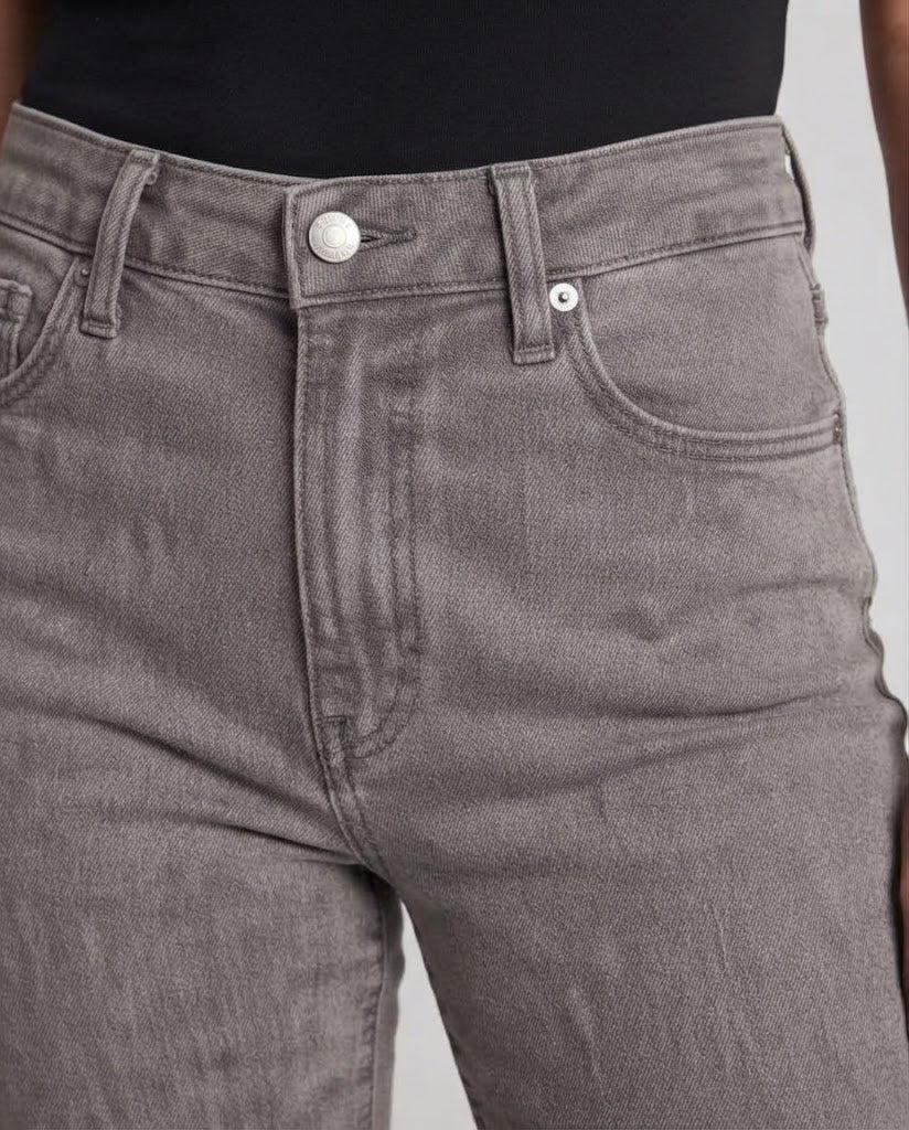Damen Hochtaillierte gerade Jeanshose mit leichtem Bootcut Shop Nory