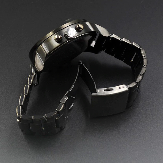 Schlanke, elegante Herrenuhr des Managers