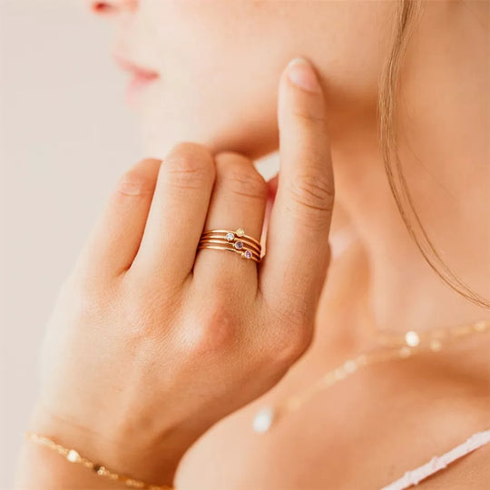 Einfacher Geburtssteinring | Shop Nory