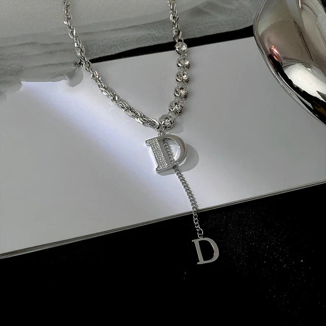 Zircon D Buchstaben Anhänger Langes Halsband | Shop Nory