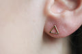 Ohrringe Ohrstecker Dreieck 16K Vergoldet | Shop Nory