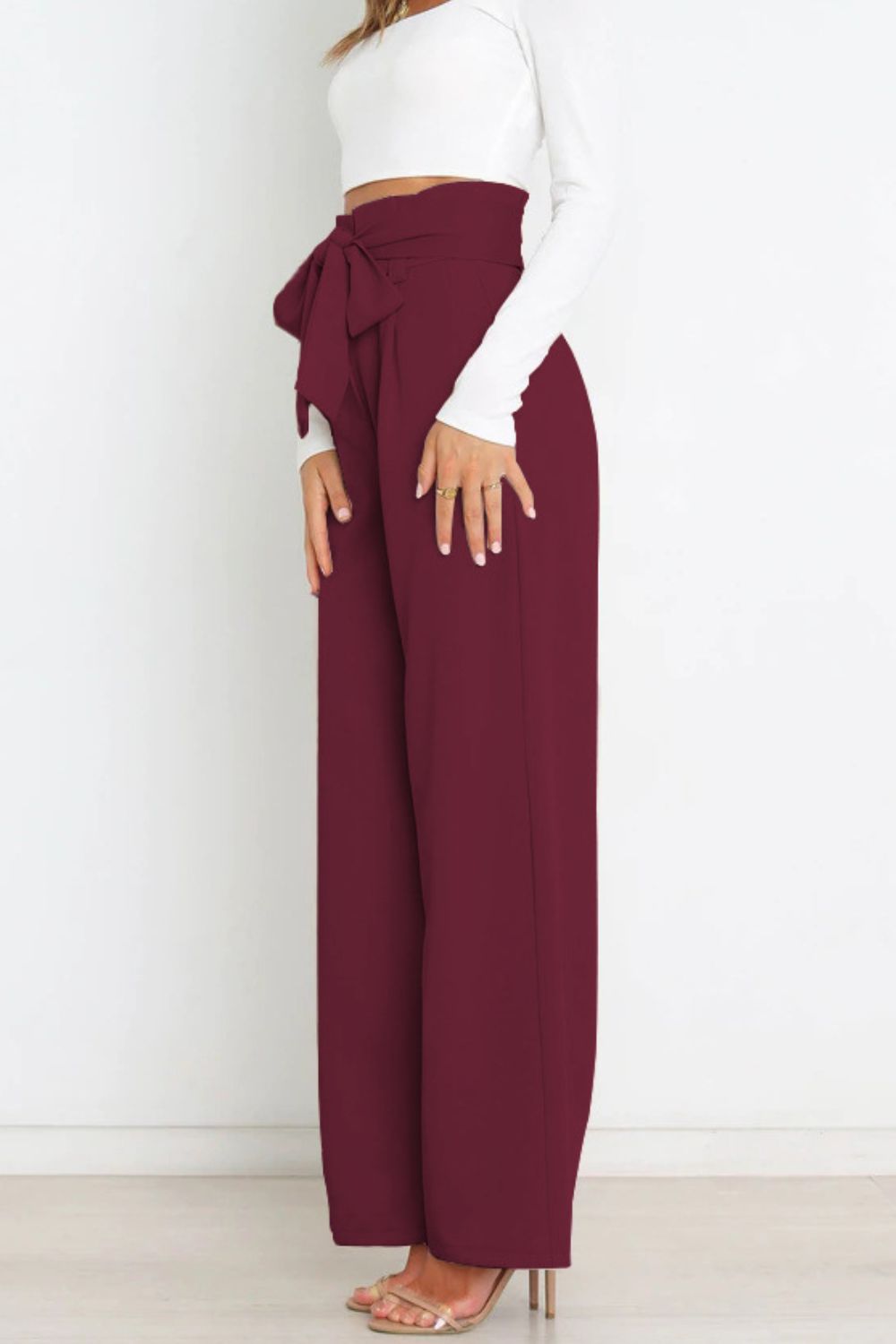 Hohe Taille Paperbag Hose mit Schleifendetail