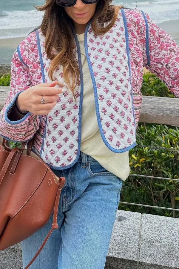 Wendbare Steppjacke mit farblich passender kleiner Baumwolljacke