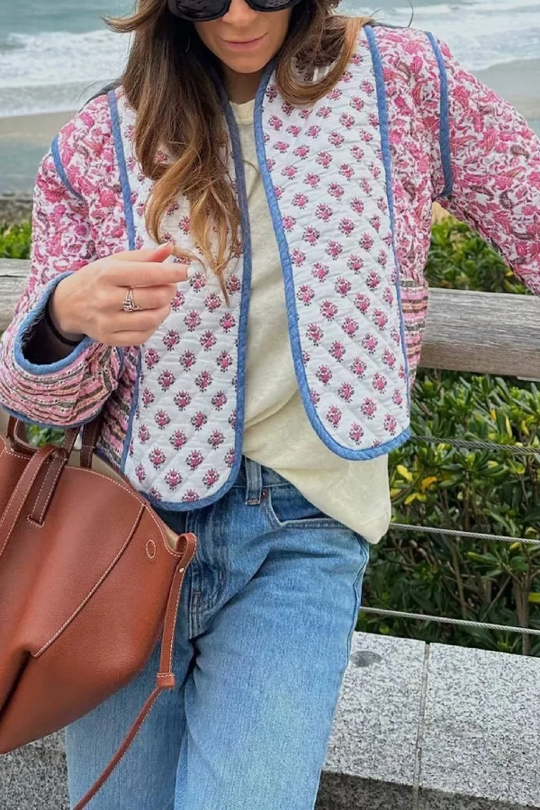 Wendbare Steppjacke mit farblich passender kleiner Baumwolljacke
