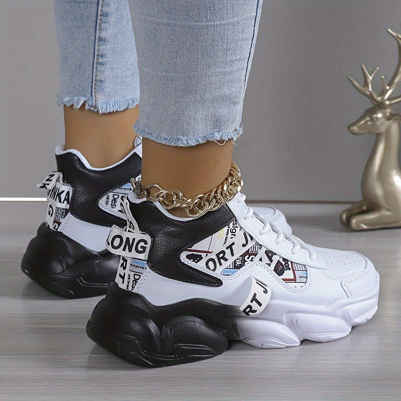 Bequeme, rutschfeste Knöchelsneaker mit Schnürsenkeln