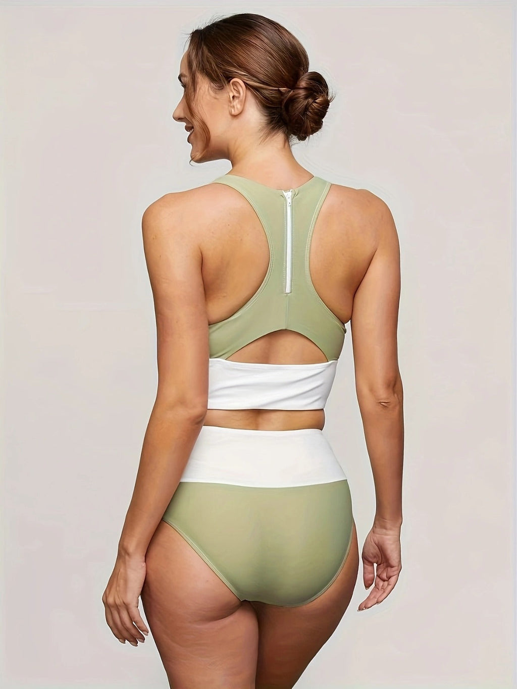 Großer Bikini mit geteiltem Reißverschluss