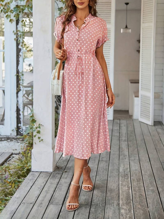 A-linien-kleid mit polka-dot-print und v-ausschnitt