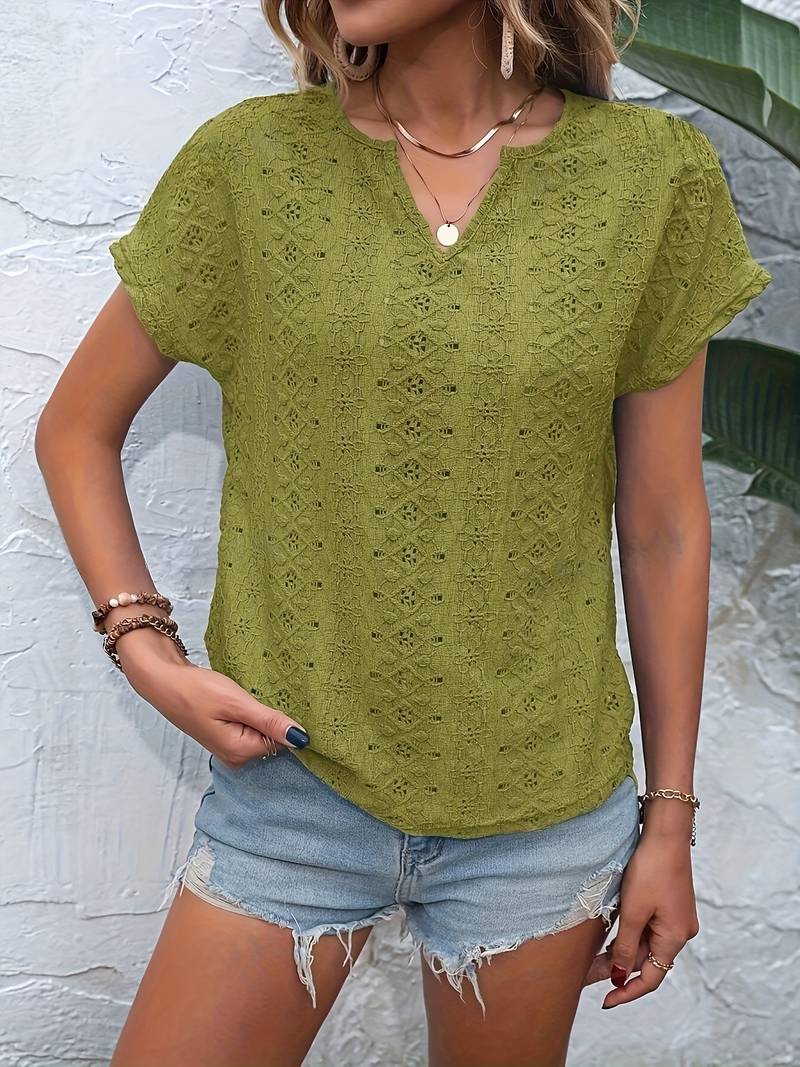 T-Shirt Mit Eingekerbtem Ausschnitt Und Lochstickerei