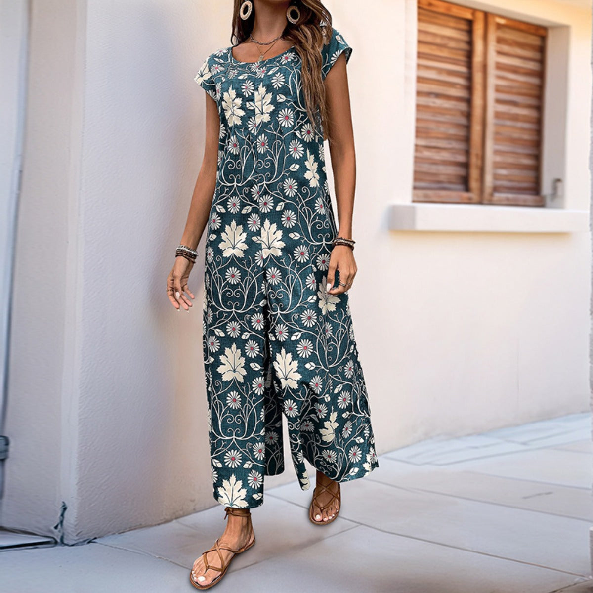 Lockerer Jumpsuit mit Blumendruck