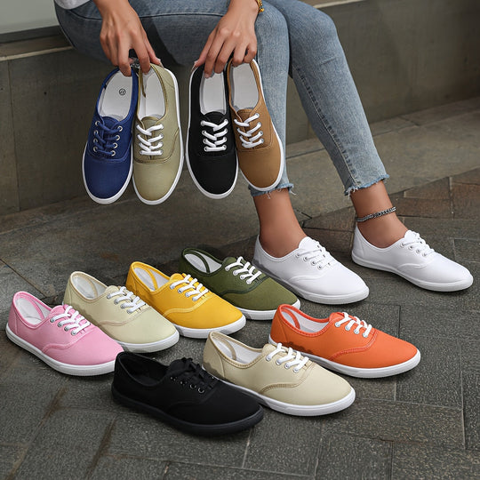 Bequeme Niedrige Canvas Sneakers In Weiß