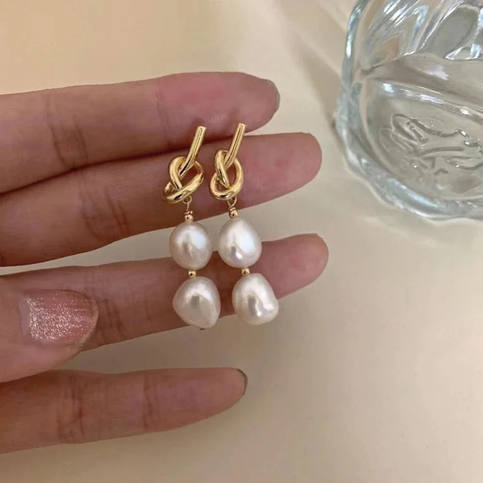 Elegante Hakenform Perlen Tropfen Ohrringe | Shop Nory
