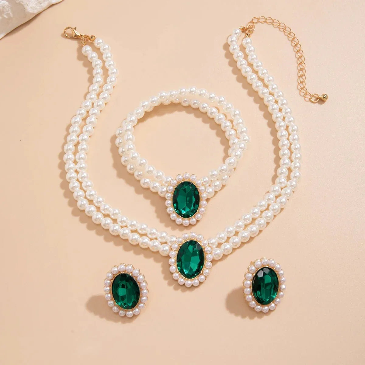 Elegantes ovales Diamant-Perlen-Halsketten-, Armband-, Ohrringe-Set