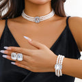 Elegantes Perlen-Diamant-Halskette, Armband und Ohrringe Set