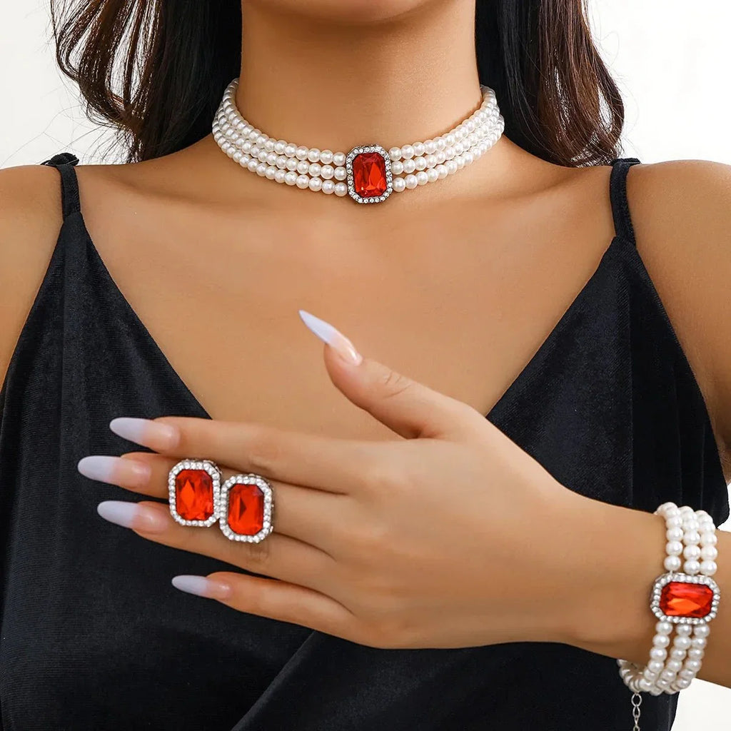 Elegantes Perlen-Diamant-Halskette, Armband und Ohrringe Set