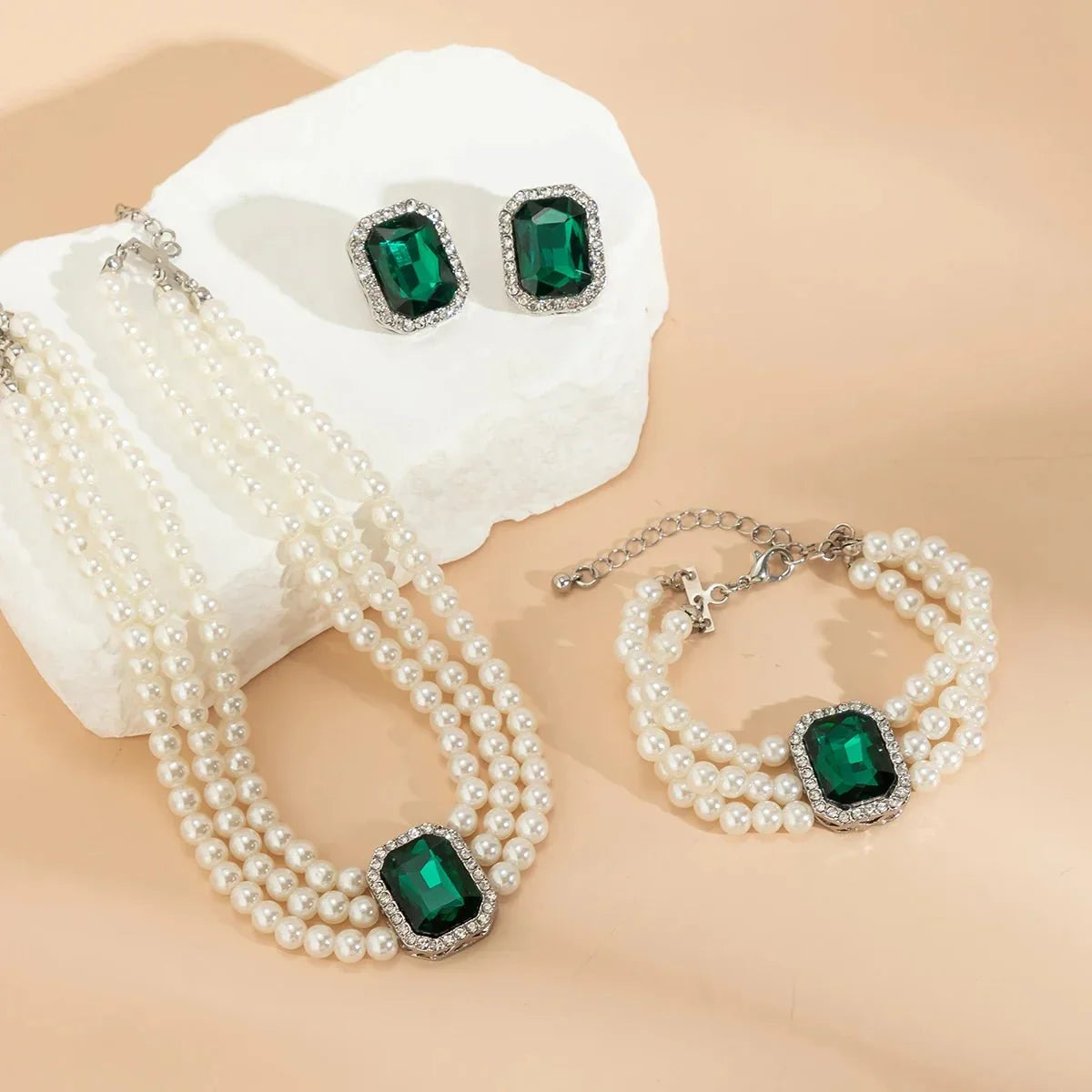 Elegantes Perlen-Diamant-Halskette, Armband und Ohrringe Set