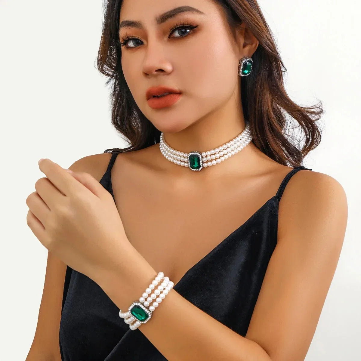 Elegantes Perlen-Diamant-Halskette, Armband und Ohrringe Set
