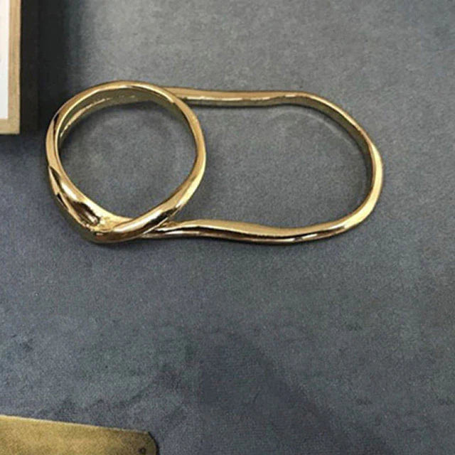 Übertriebener Zwei-Finger-Kreuzverbundring | Shop Nory