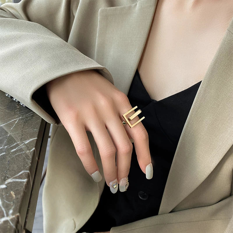 Exaggeration Titanstahl Geometrischer Ring | Shop Nory