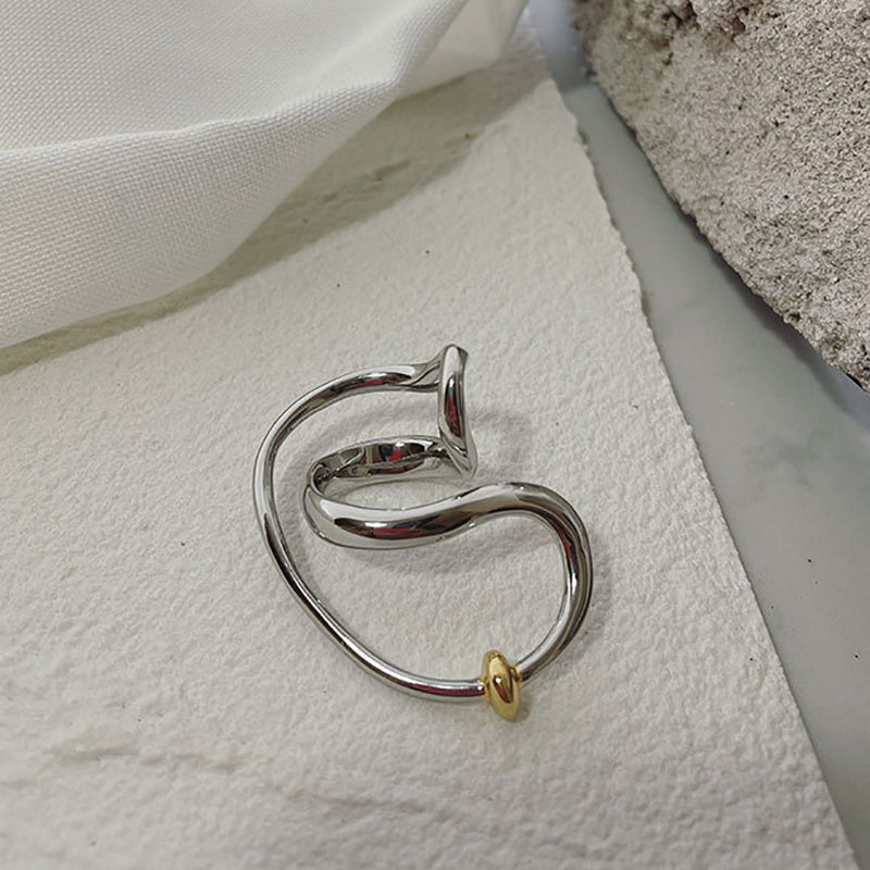 Übertriebene verzerrte Linien geometrischer Ring | Shop Nory
