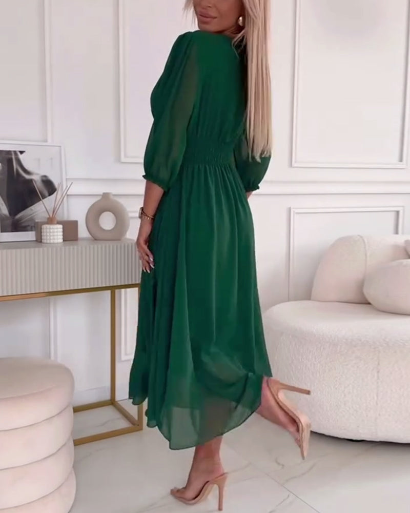 Unifarbenes Tailliertes Kleid mit V-Ausschnitt
