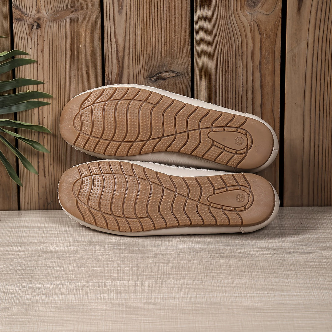 Blumige perforierte Loafer