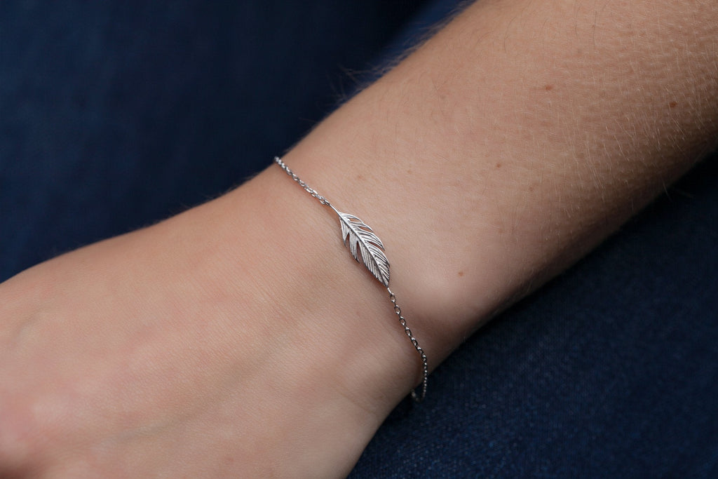 Armband mit Feder aus echtem Silber | Shop Nory