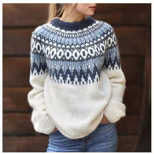 Warmer Wollpullover im Inselstil