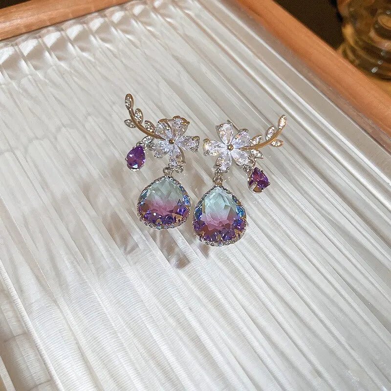 Florale Amethyst-Wassertropfen-Ohrringe