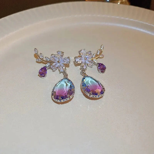 Florale Amethyst-Wassertropfen-Ohrringe