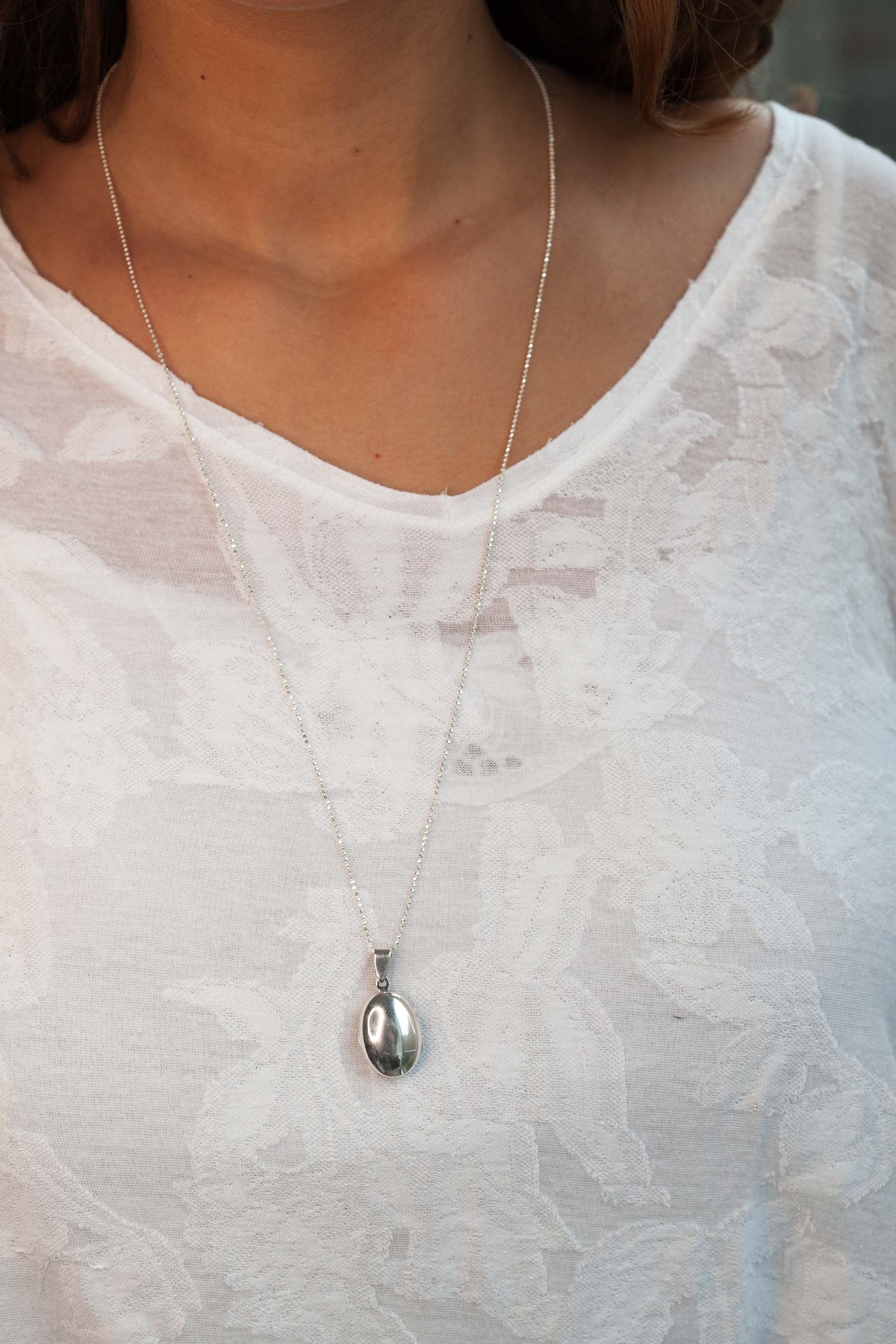 Ovaler Foto Anhänger aus Silber mit Kette | Shop Nory
