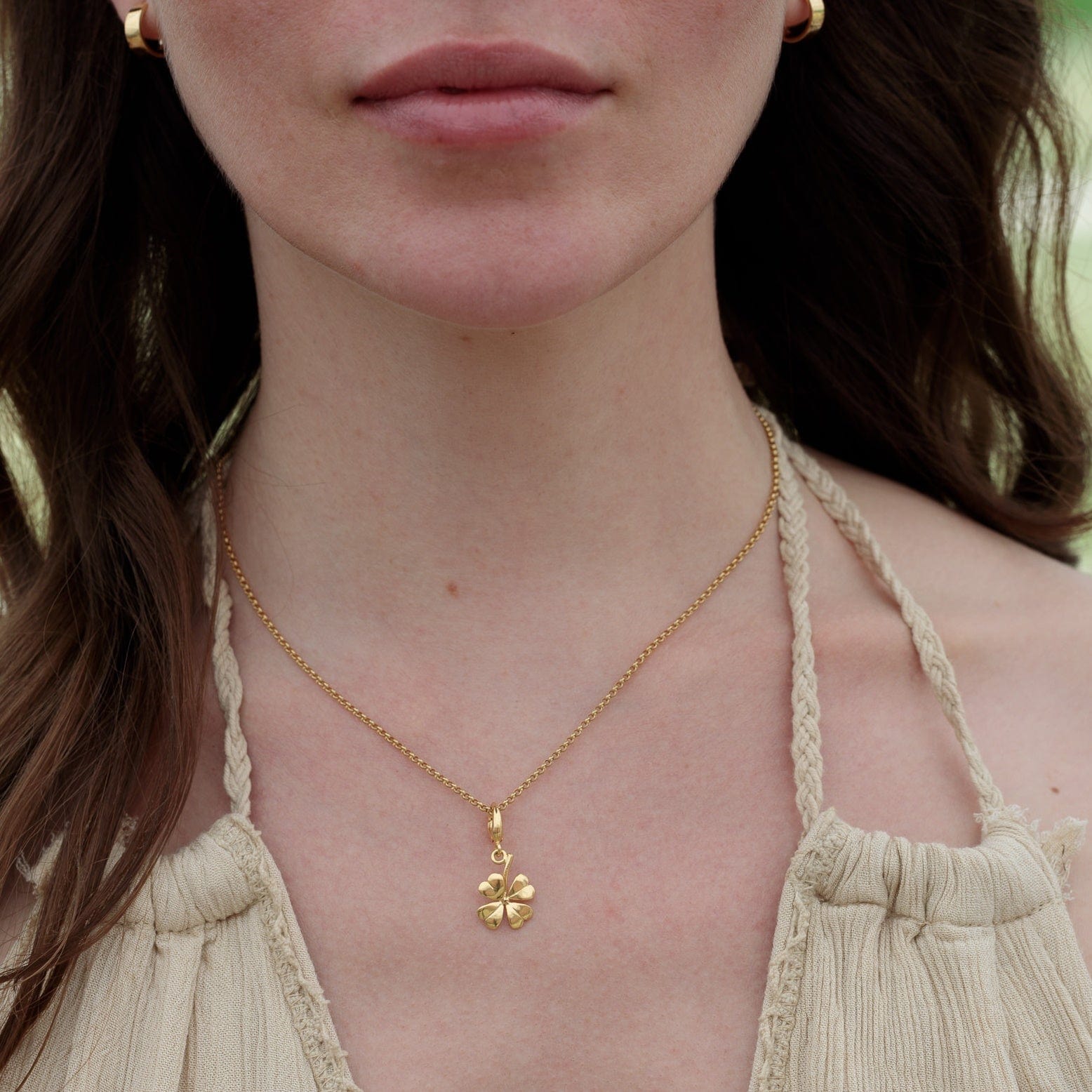 Gold Vierblättriges Kleeblatt Charm Halskette | Shop Nory