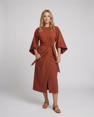 Elegantes Kleid mit Laternenärmeln und Gürtel