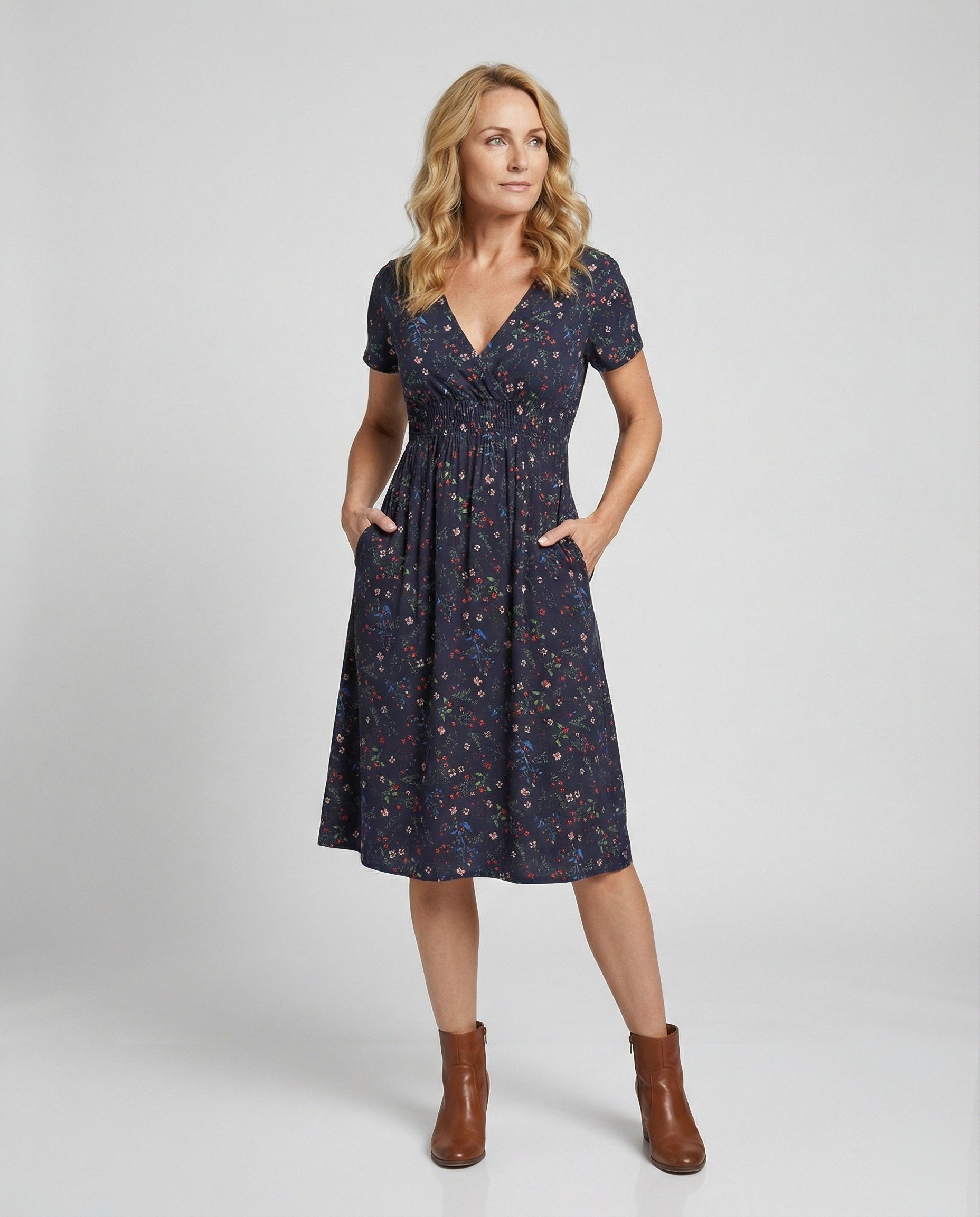 Damen Midikleid gesmokte Taille