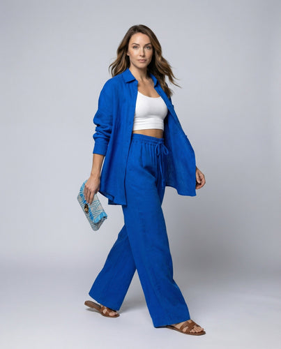 Damen Lässiges Leinen-Outfit mit weit geschnittenem Hemd und lockeren Hosen