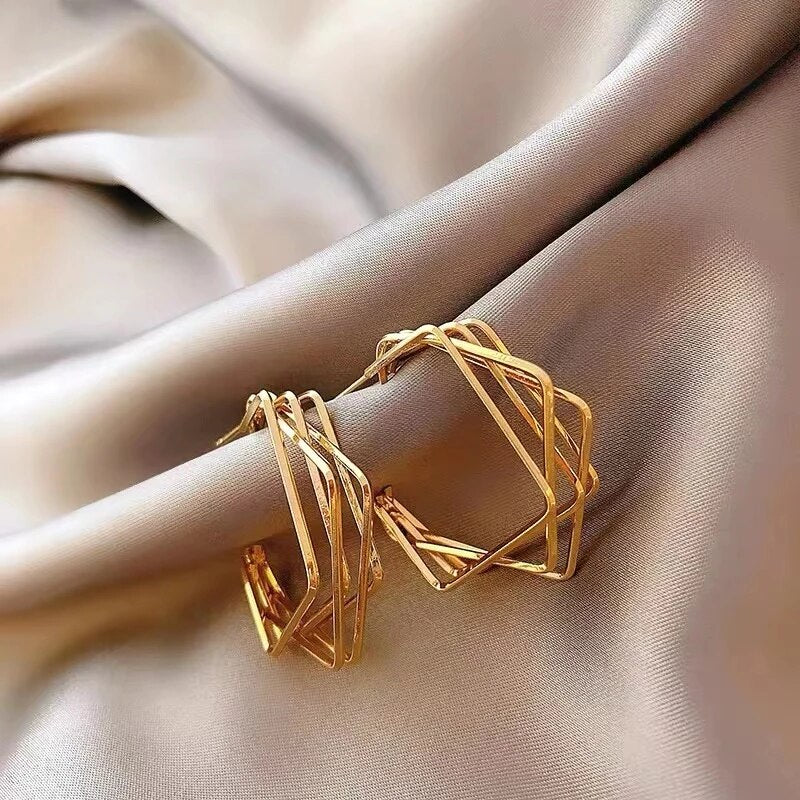 Geometrische Hohl-Linie Goldfarbe Hohrringe | Shop Nory