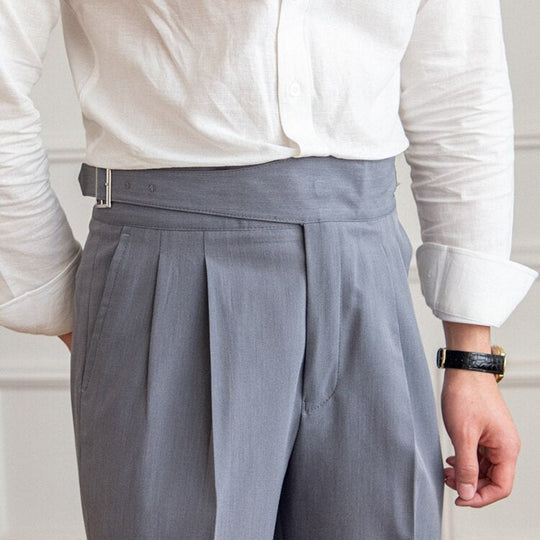 Classic: Stilvolle Hose mit Schnalle