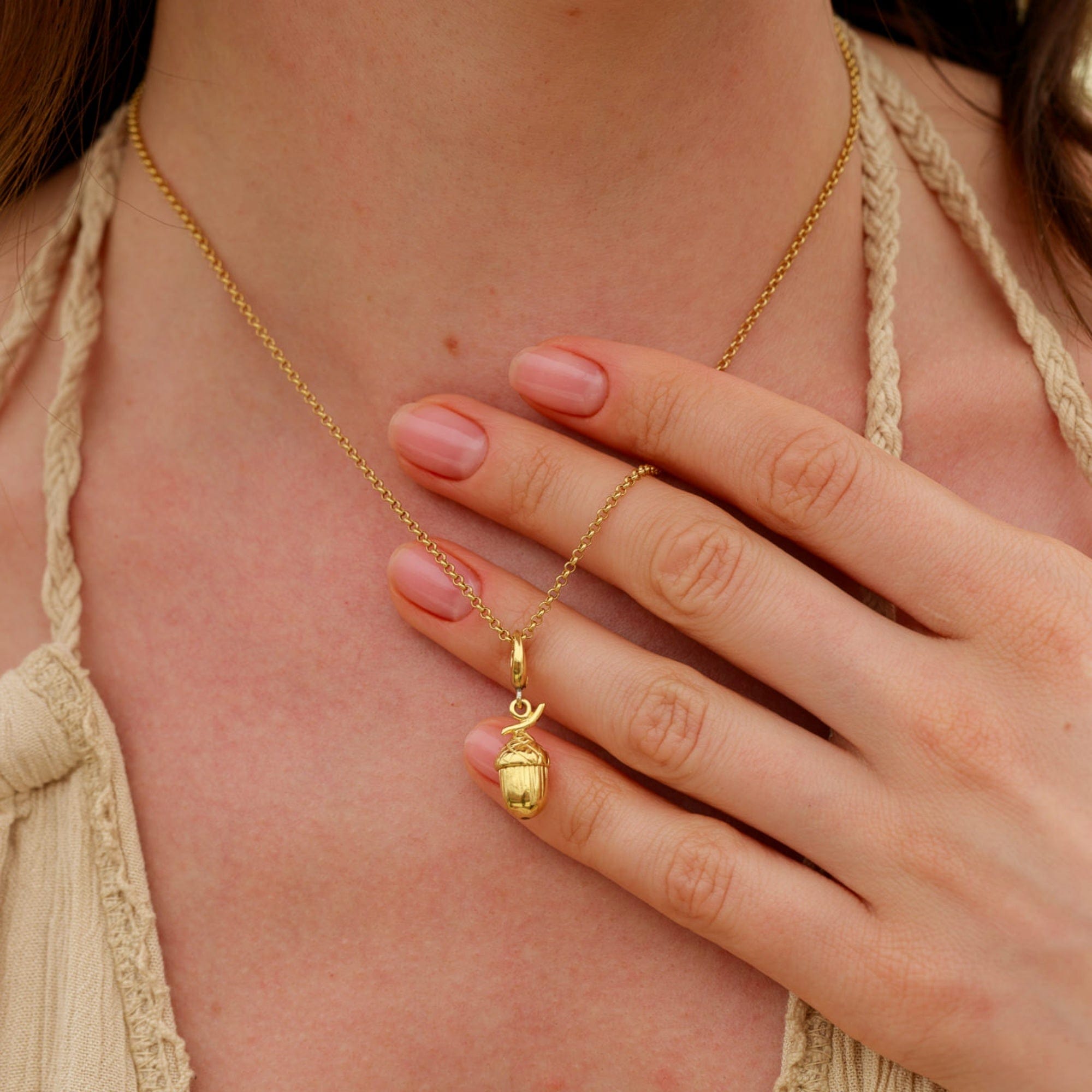 Goldeicheln Charm-Halskette | Shop Nory