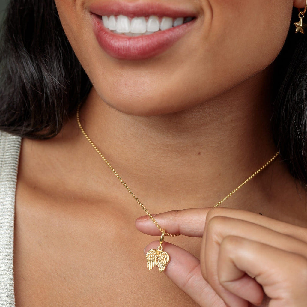 Goldene Engel Flügel Charm Halskette | Shop Nory