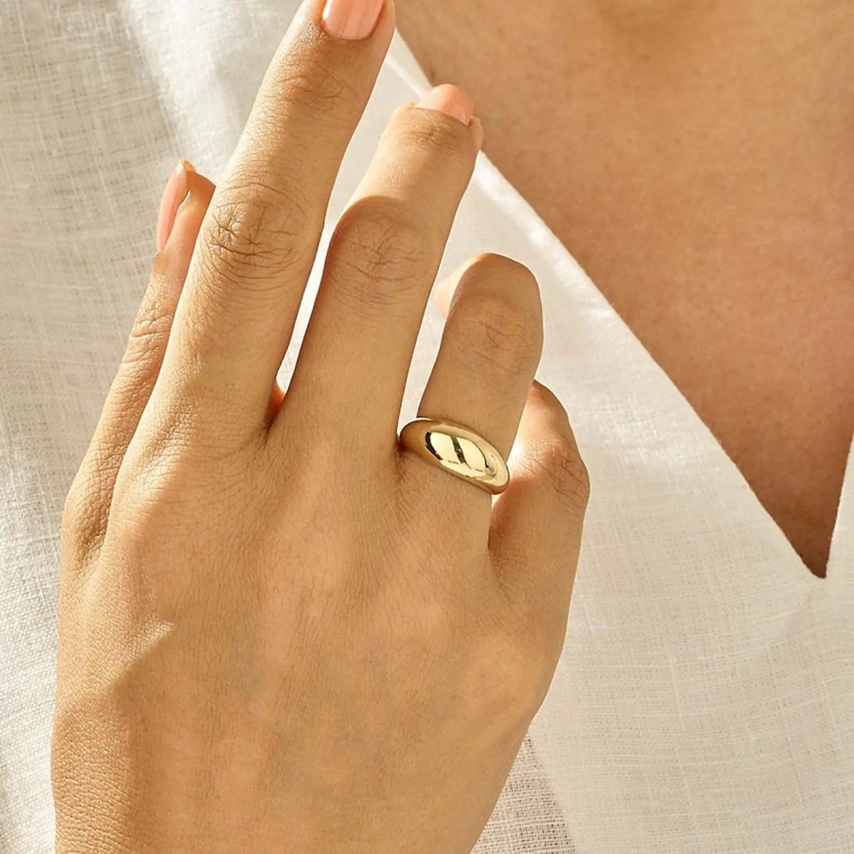 Gold Chunky Dome Ringe Größe 6 bis 9 | Shop Nory