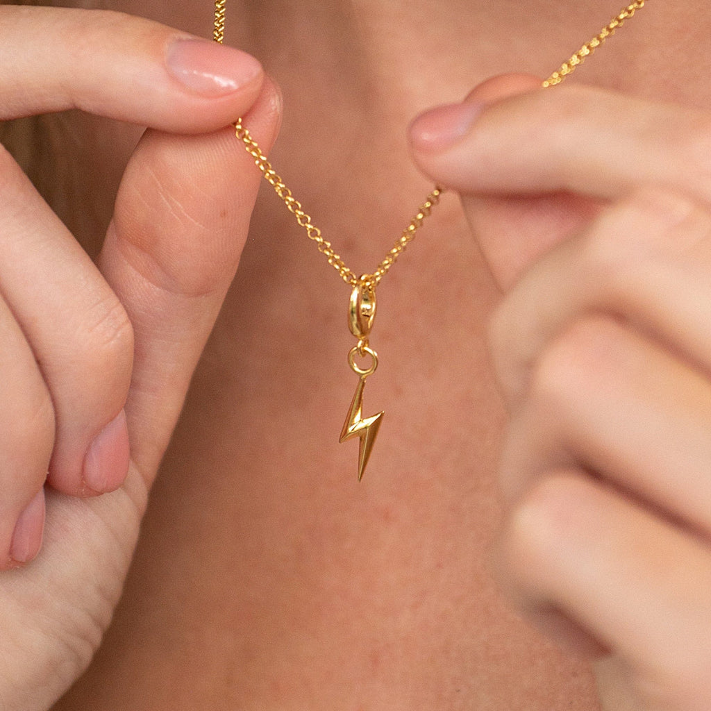 Gold Blitzschlag Charm Halskette | Shop Nory