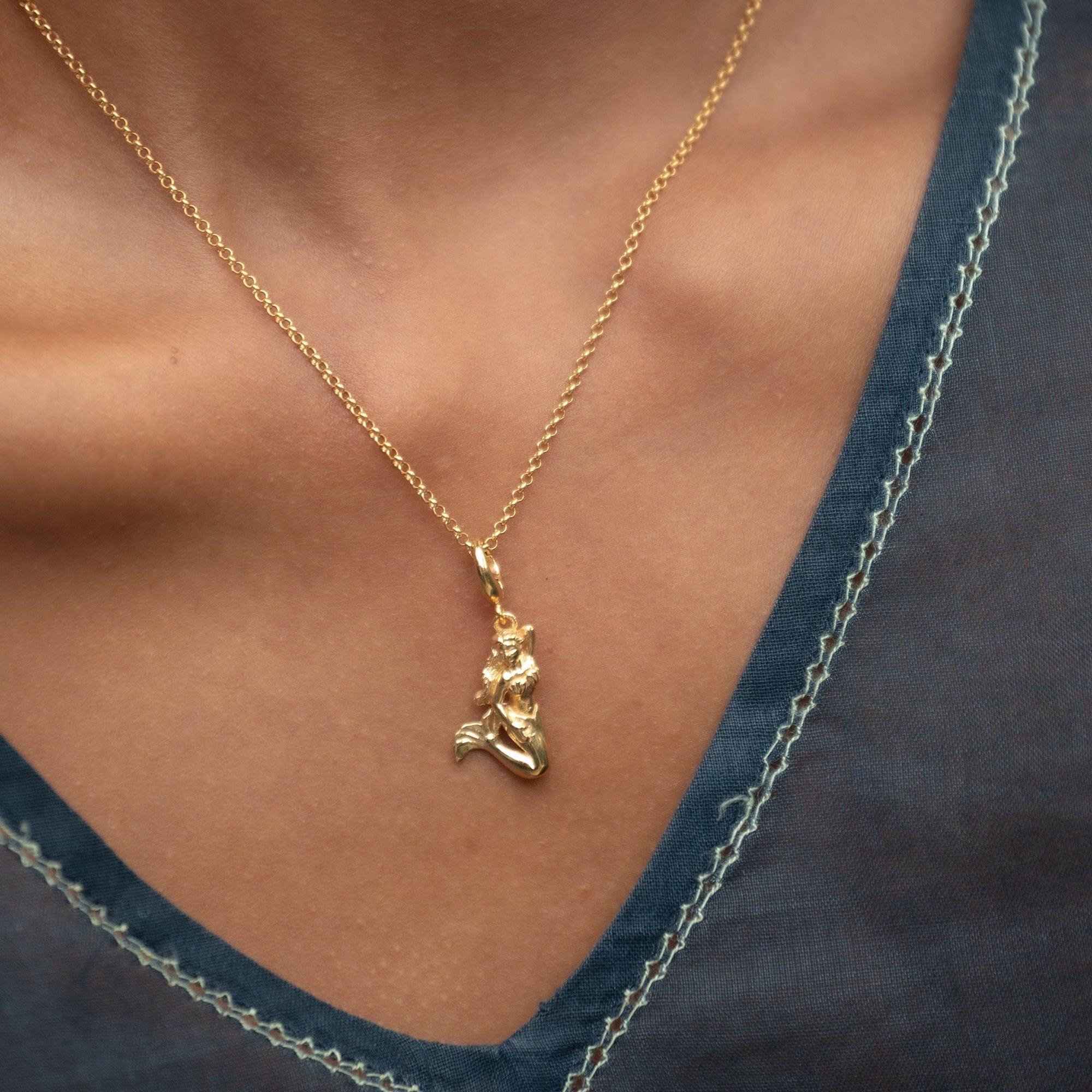 Gold Meerjungfrauen Charm Halskette | Shop Nory