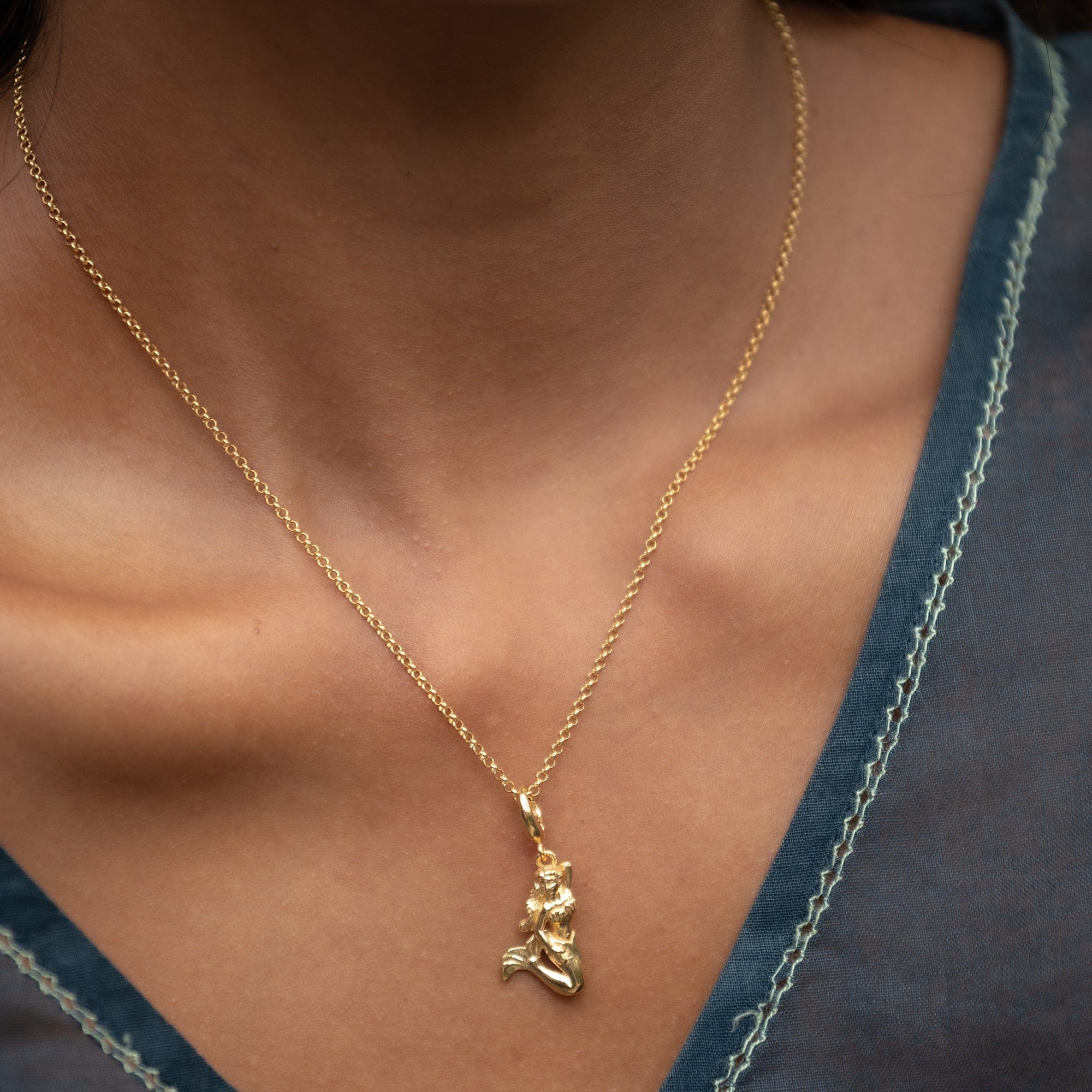 Gold Meerjungfrauen Charm Halskette | Shop Nory