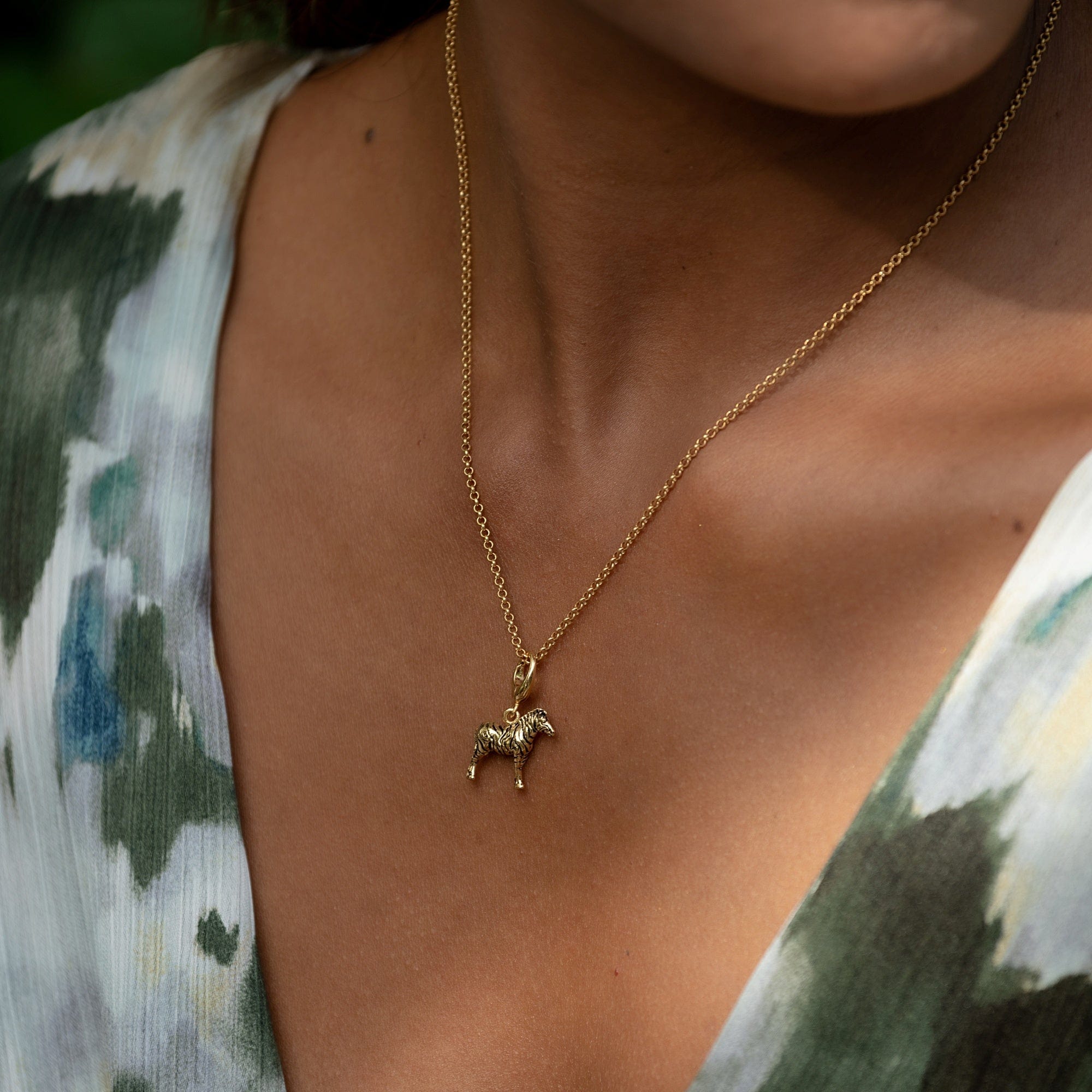 Gold Zebra Charm Halskette | Shop Nory