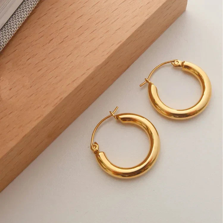 Goldene Creolen – Aurélie | Shop Nory