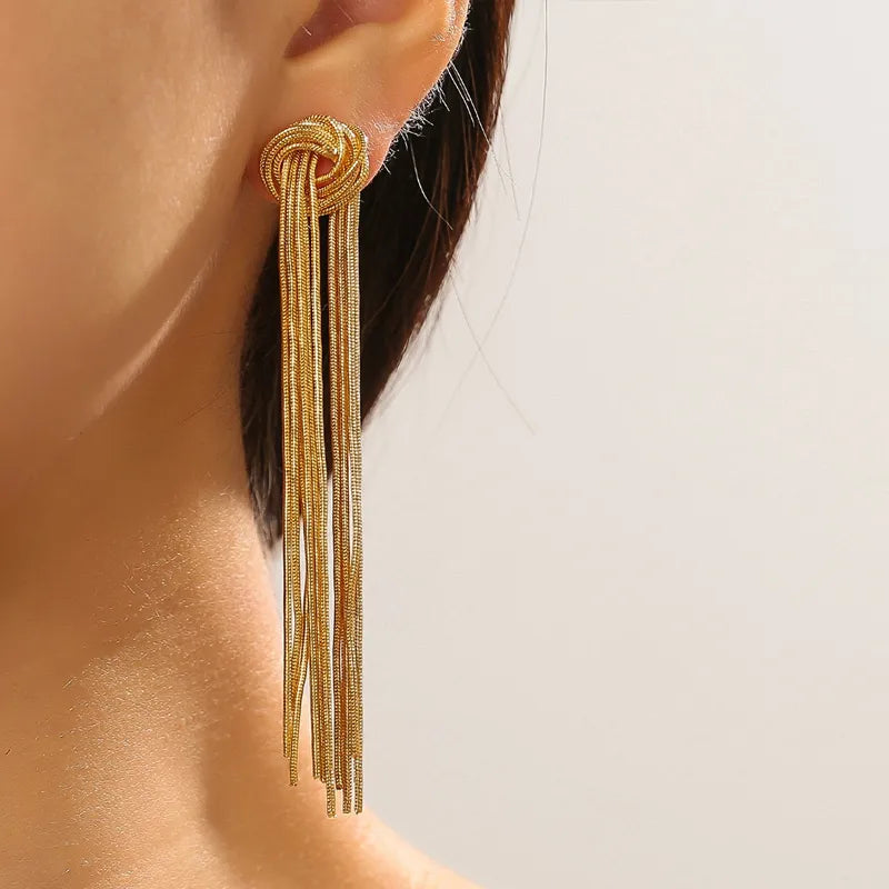 Lange Quasten-Ohrringe | Shop Nory