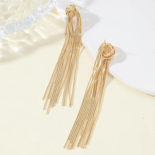 Lange Quasten-Ohrringe | Shop Nory