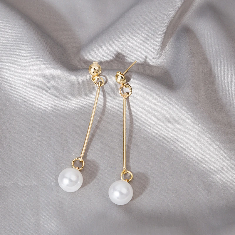 Perlen-Hängeohrringe im Luxuriösen Design – Selena | Shop Nory