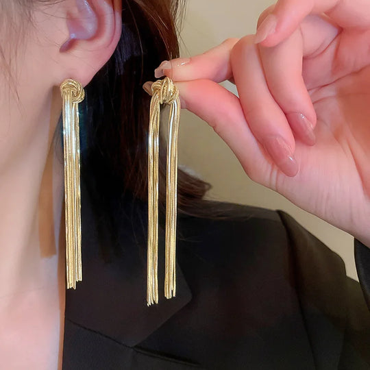 Lange Quasten-Ohrringe | Shop Nory