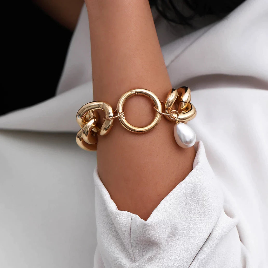 Großes Imitationsperlen Charm Armband Armreif | Shop Nory